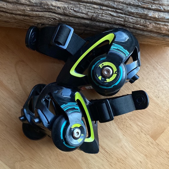 Razor - Picture 2 of 6